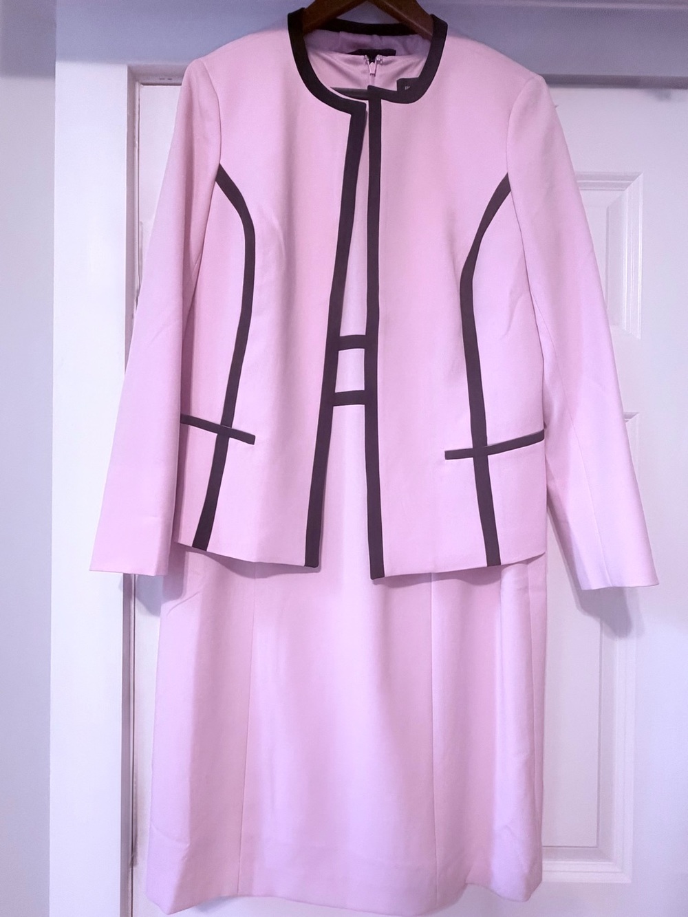 Evan Picone Light Pink Blazer with Black Trim